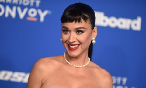 Envía amor a sus detractores