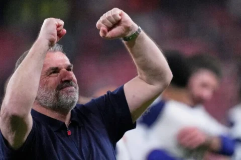 Despide Tottenham a Ange Postecoglou