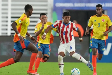 Firma Manchester United a paraguayo Diego León