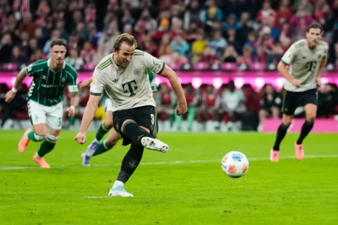 Harry Kane anota su gol número 100 para el Bayern en su partido 104